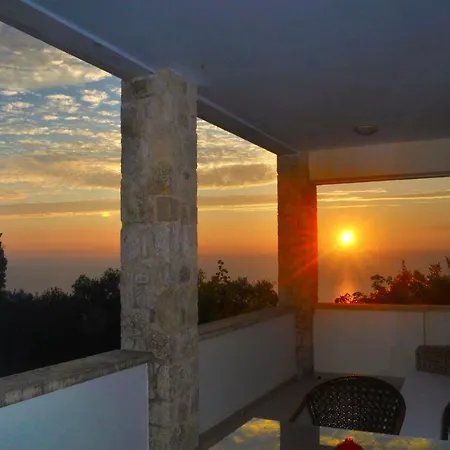 House Lemoni, C - Pelekas, Corfu ペレカス