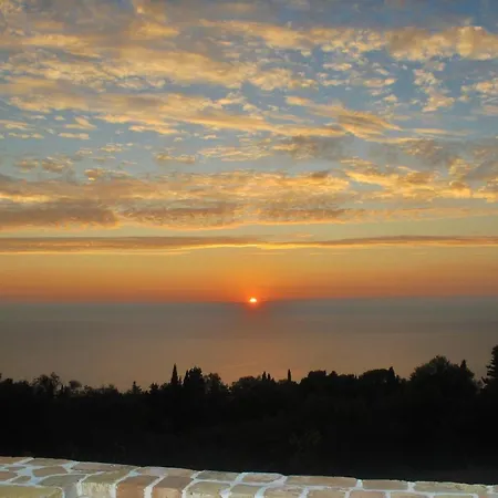 House Lemoni, C - Pelekas, Corfu ペレカス